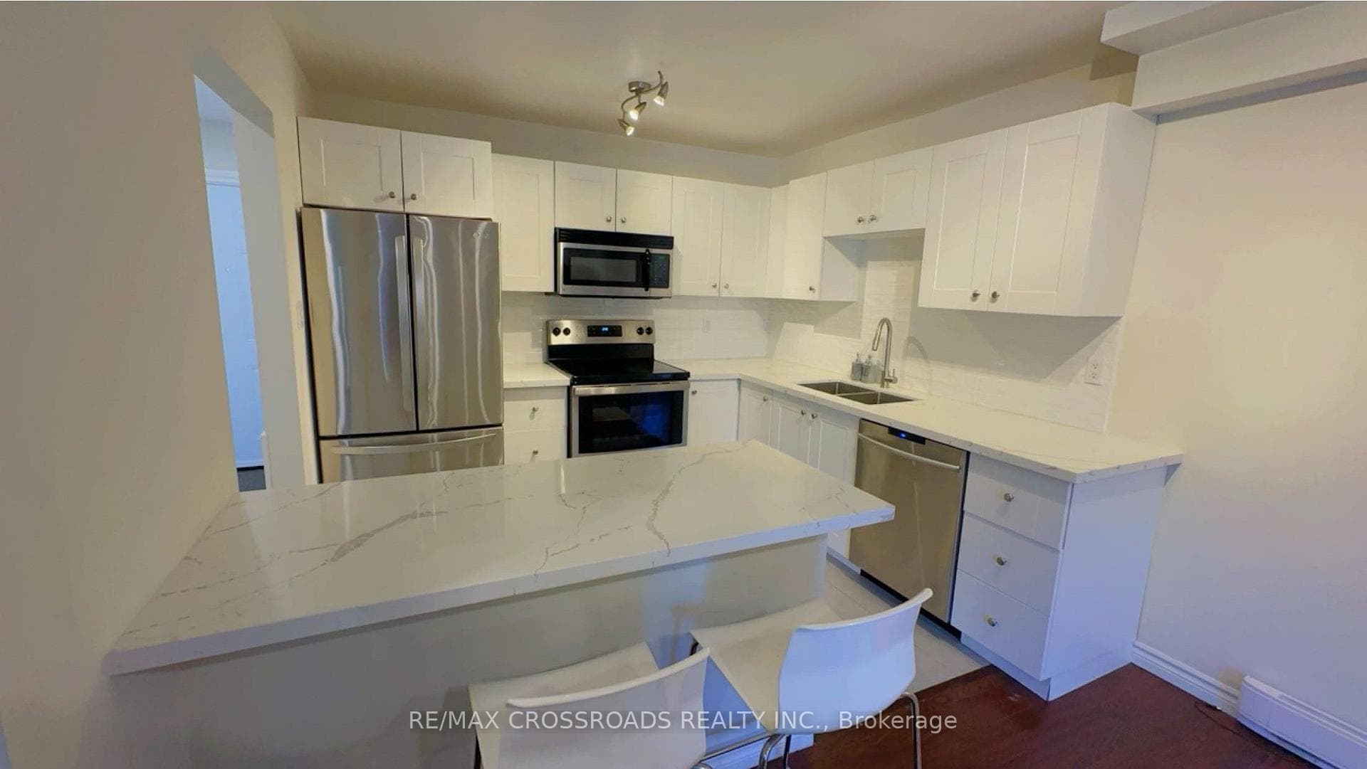 221 Ormond Drive Unit 22 photo 3