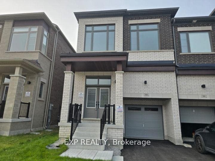80 Singhampton Road photo 1