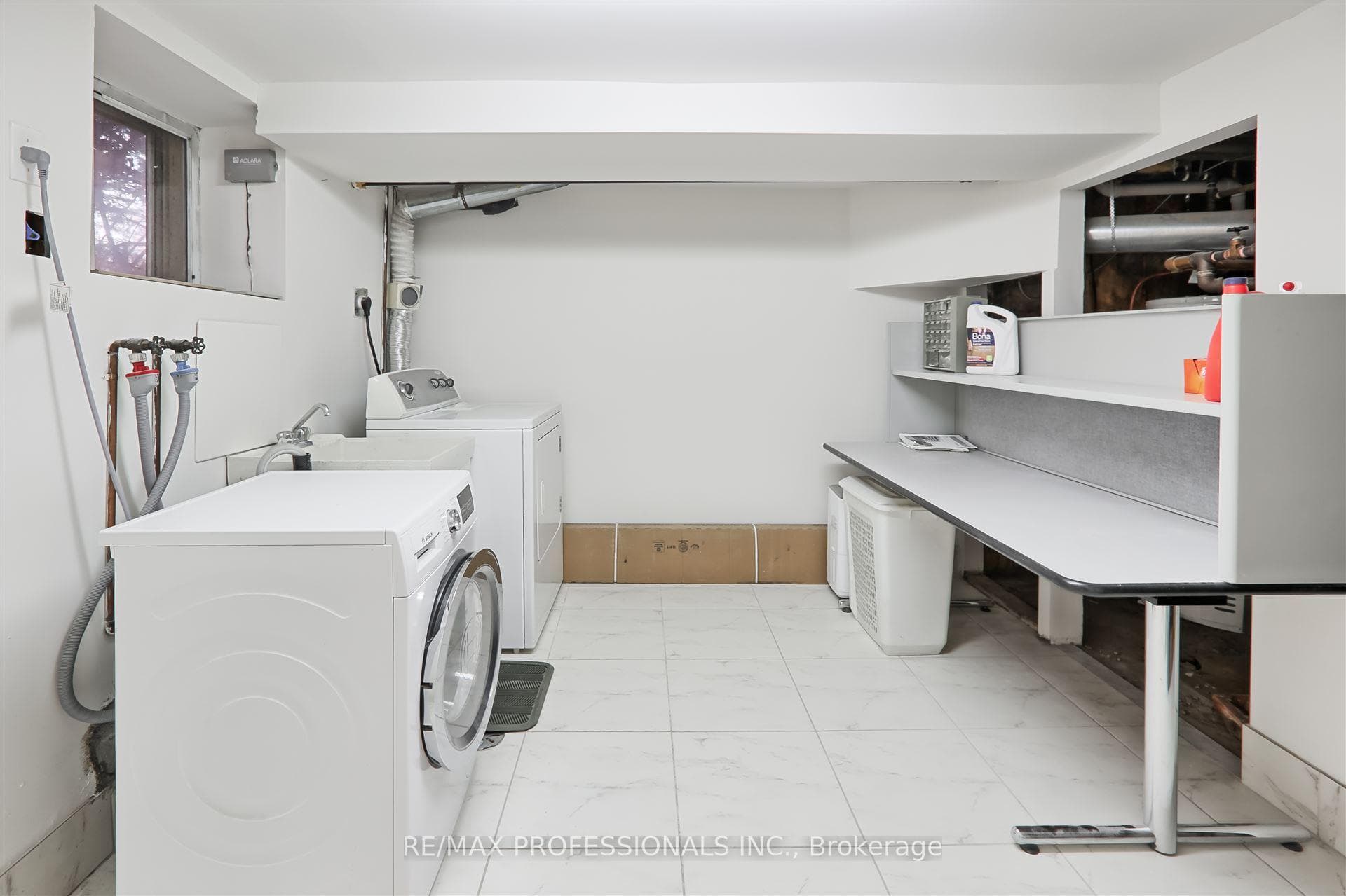 326 Durie Street photo 36