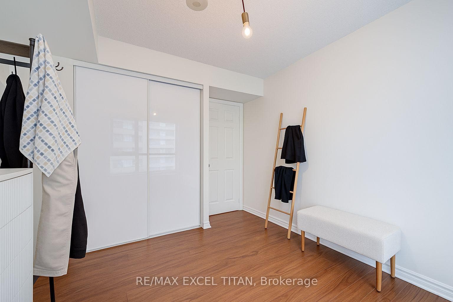 19 Grand Trunk Crescent Unit 2006 photo 29