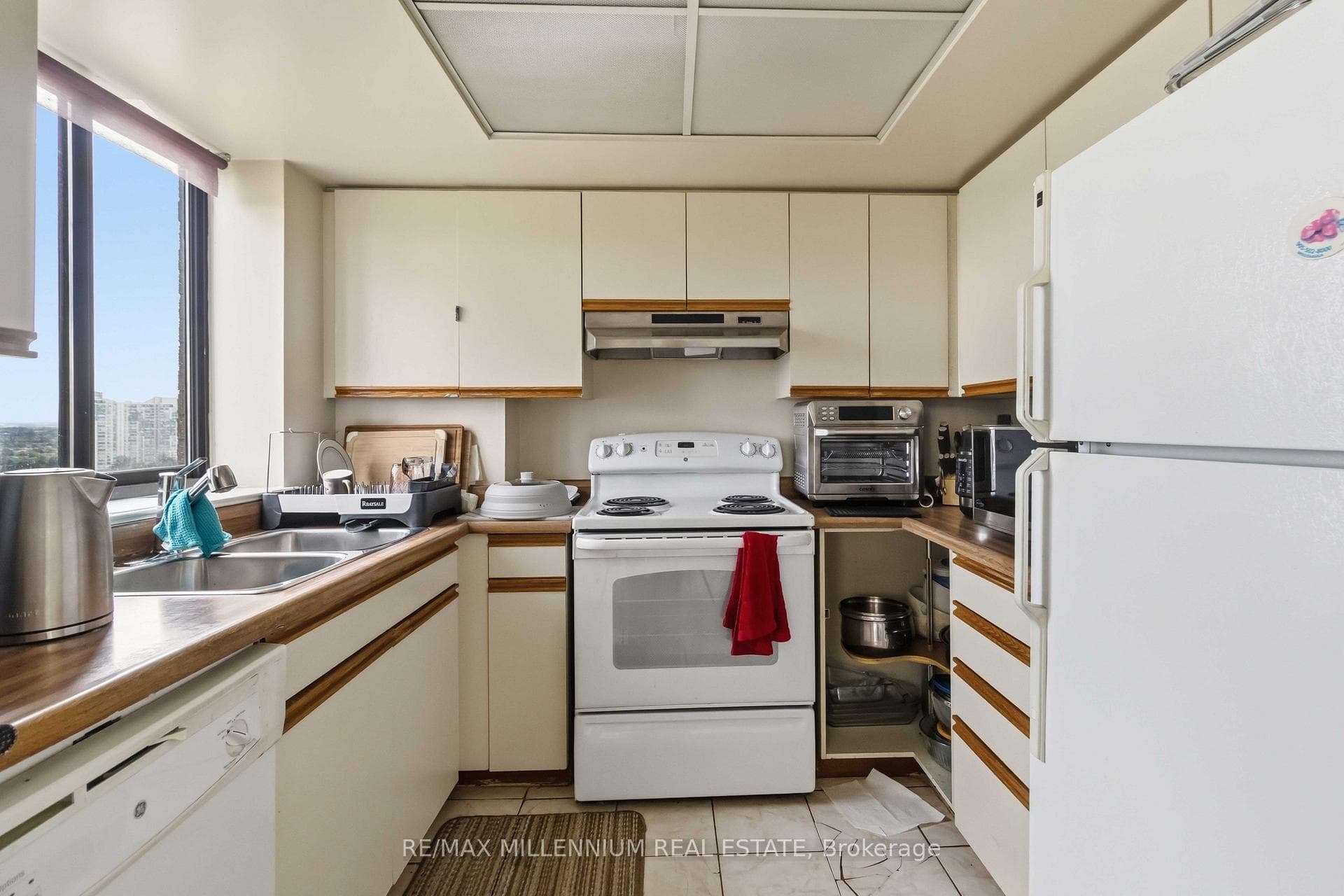 4235 Sherwoodtowne Boulevard Unit PH7 photo 12