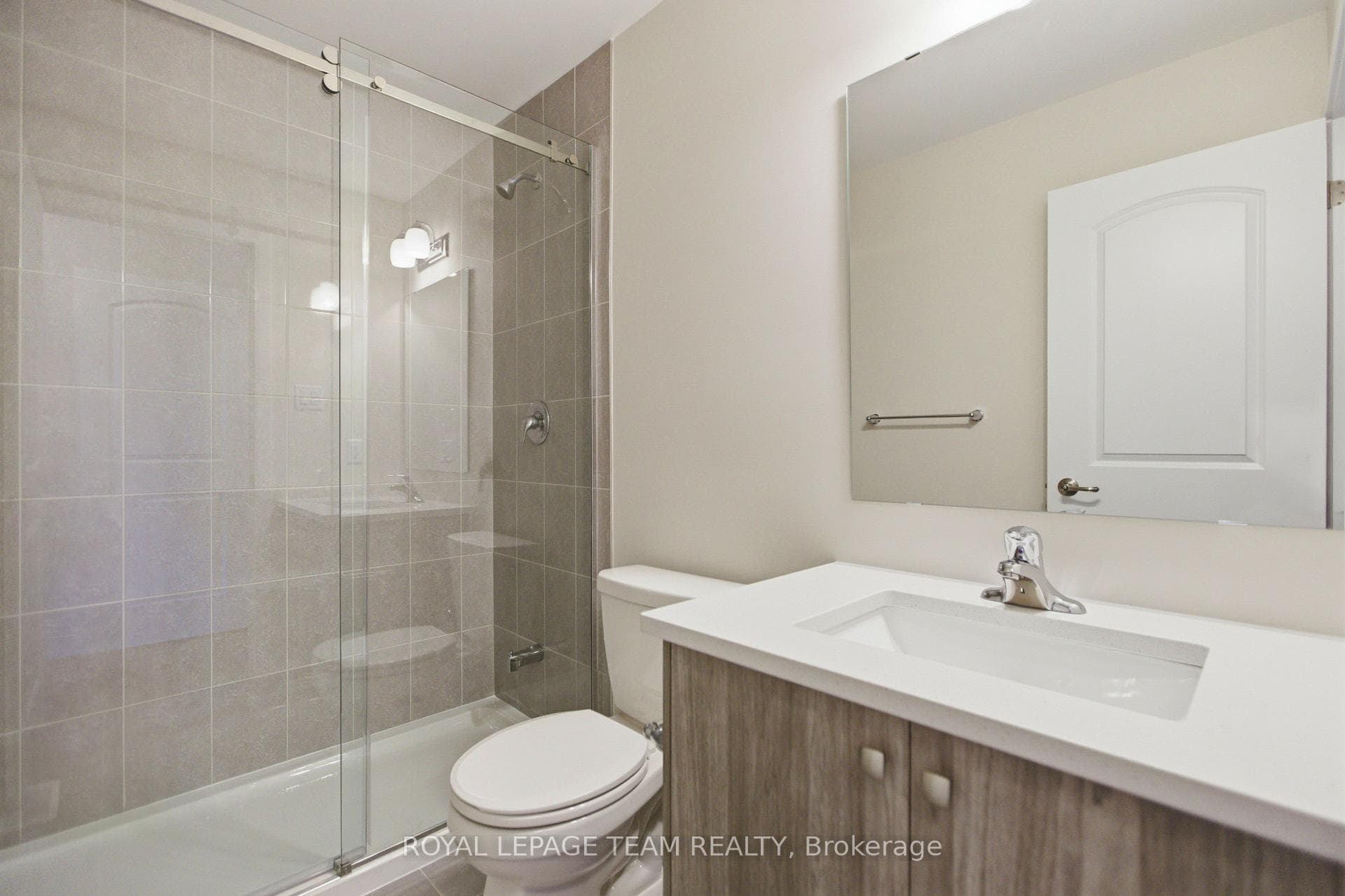 3284 Greenbank Road photo 12