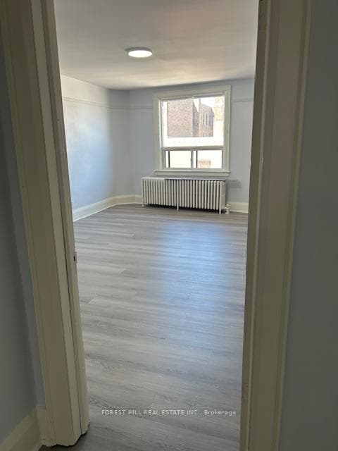 411 Spadina Road Unit 3 photo 11