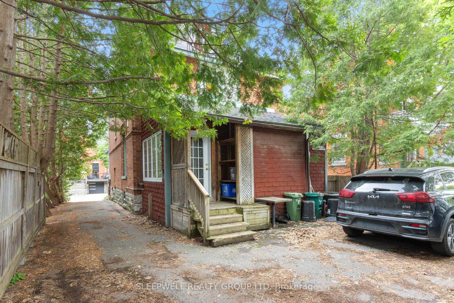 80 Fourth Avenue photo 22