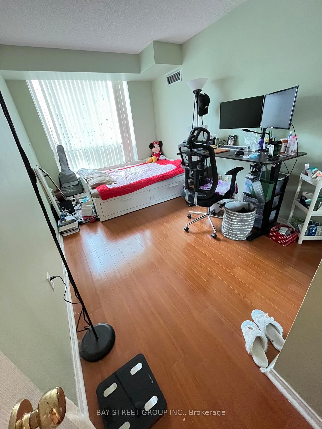 28 Pemberton Avenue Unit 1108 photo 6