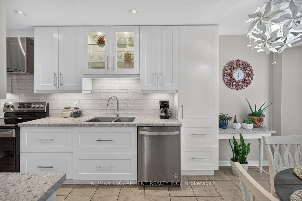 24 Braeheid Avenue photo 12