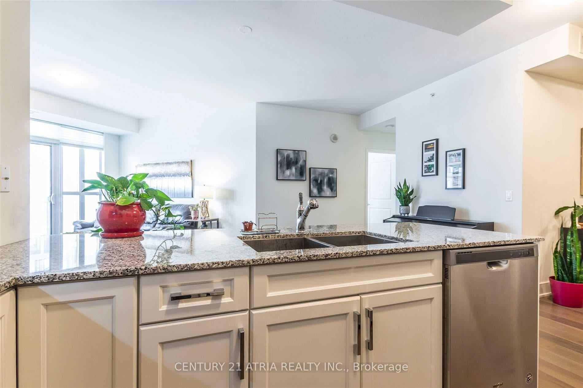 144 Park Street Unit 710 photo 16