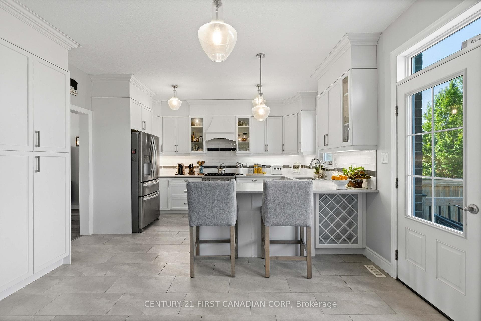 155 Spencer Avenue photo 16