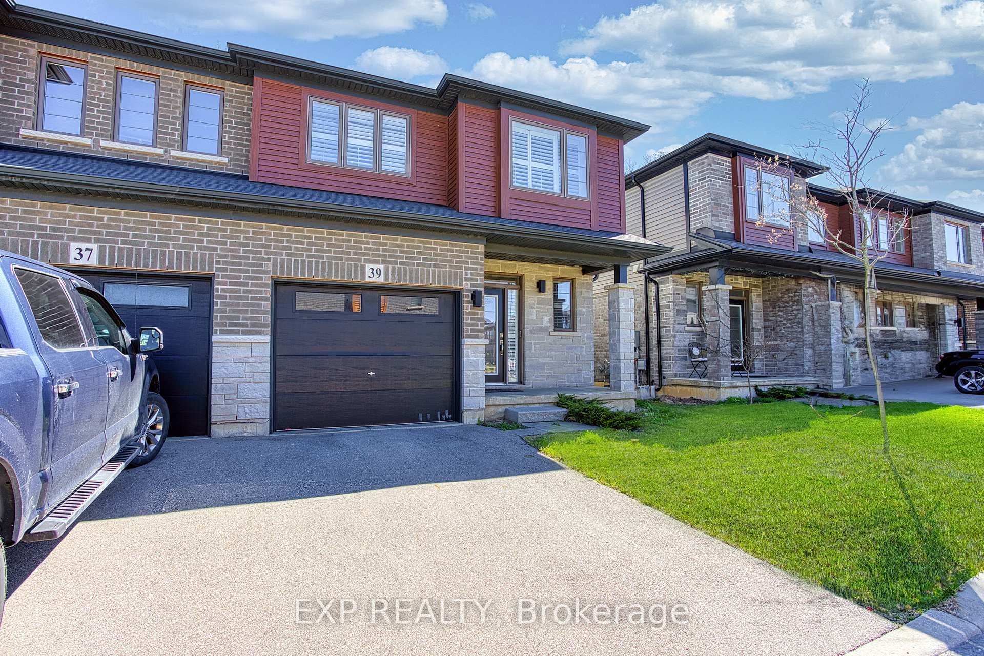 39 Burley Lane photo 2