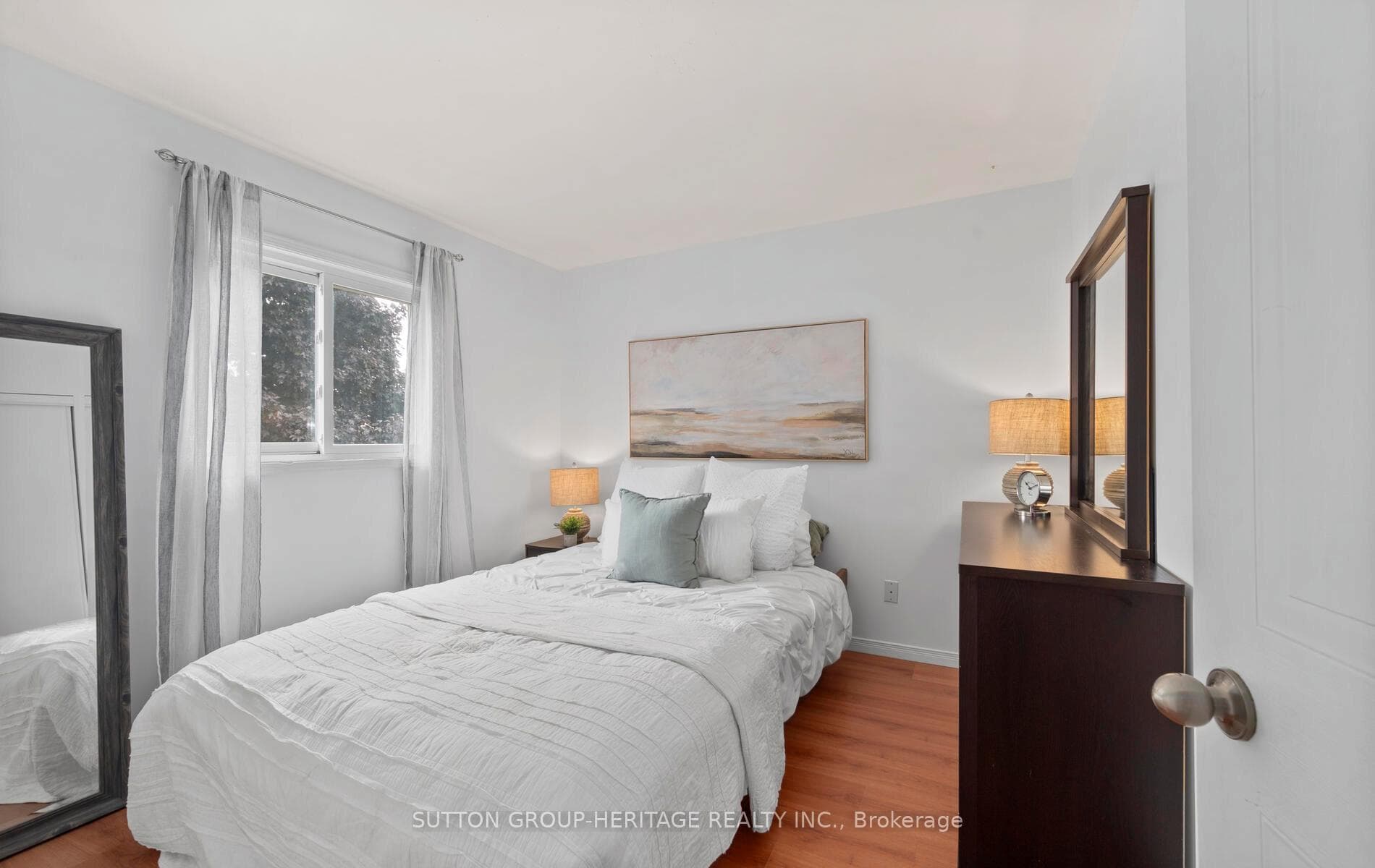 867 White Ash Drive photo 25