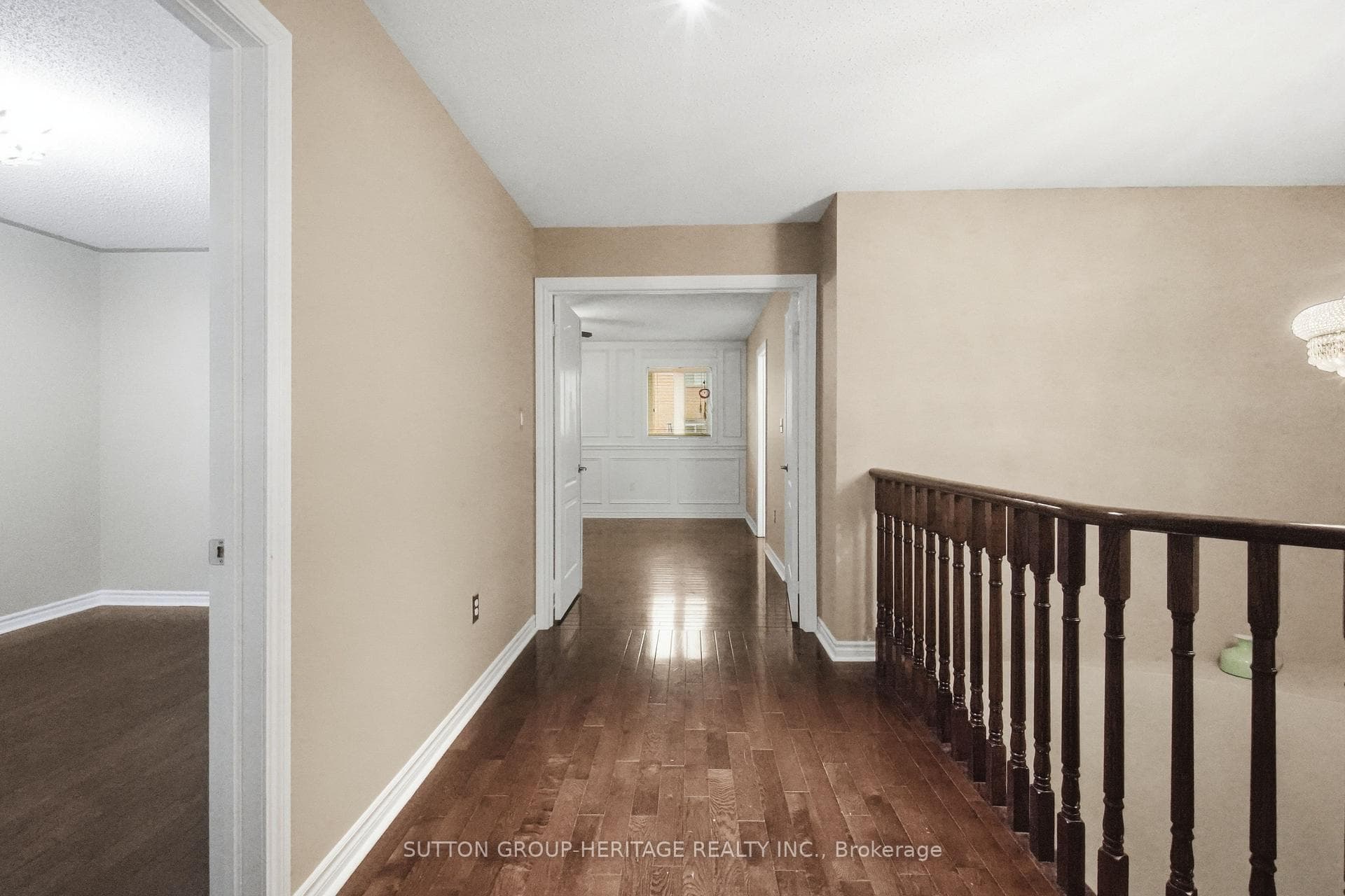 16 Shrewsbury Drive photo 21