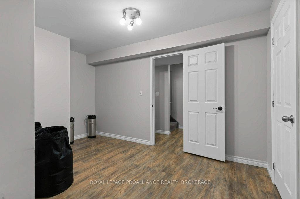 6168 Revell Road photo 32