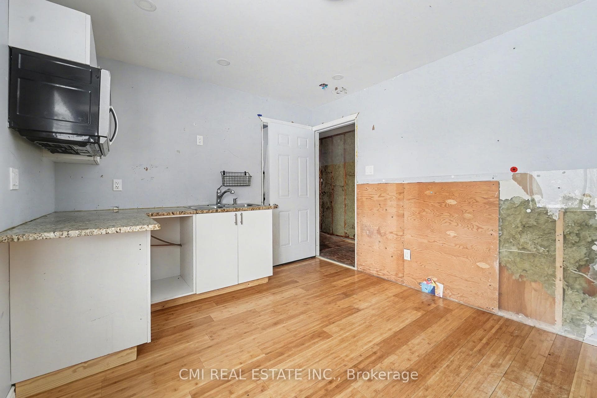 4810 Mohrs Road photo 16