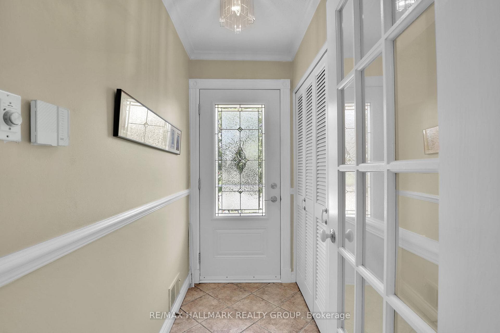 3242 Albion Road photo 9