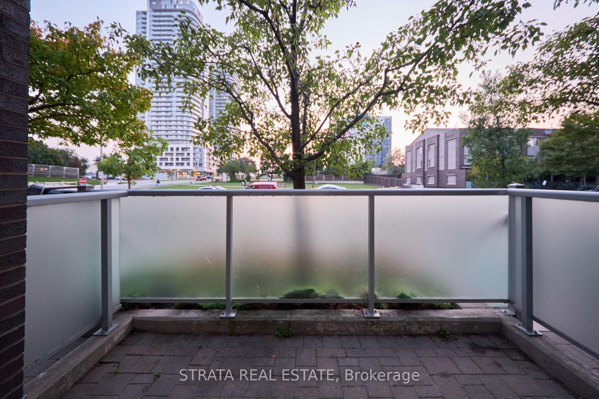 330 Village Green Square Unit 43-Rm 2 photo 7