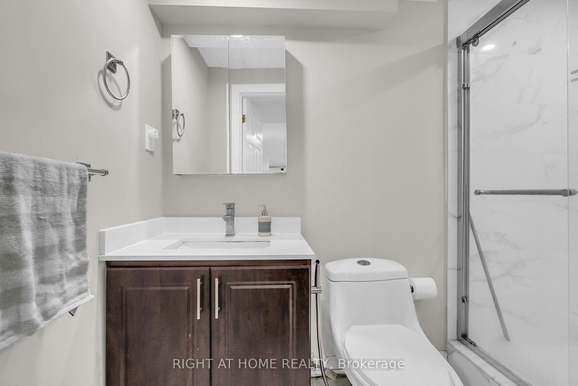 847 Stonebridge Avenue photo 38