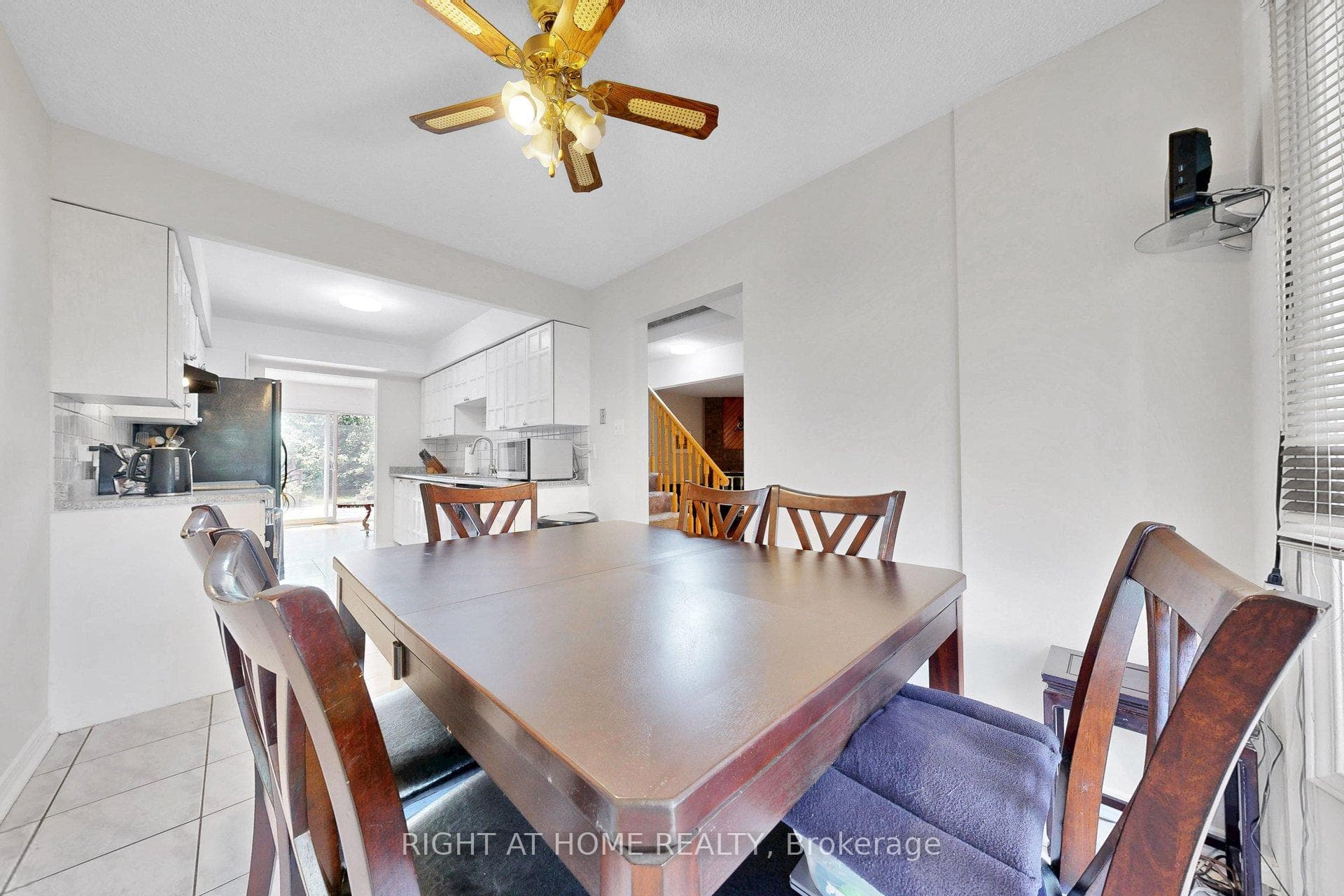 103 Heatherton Way photo 13