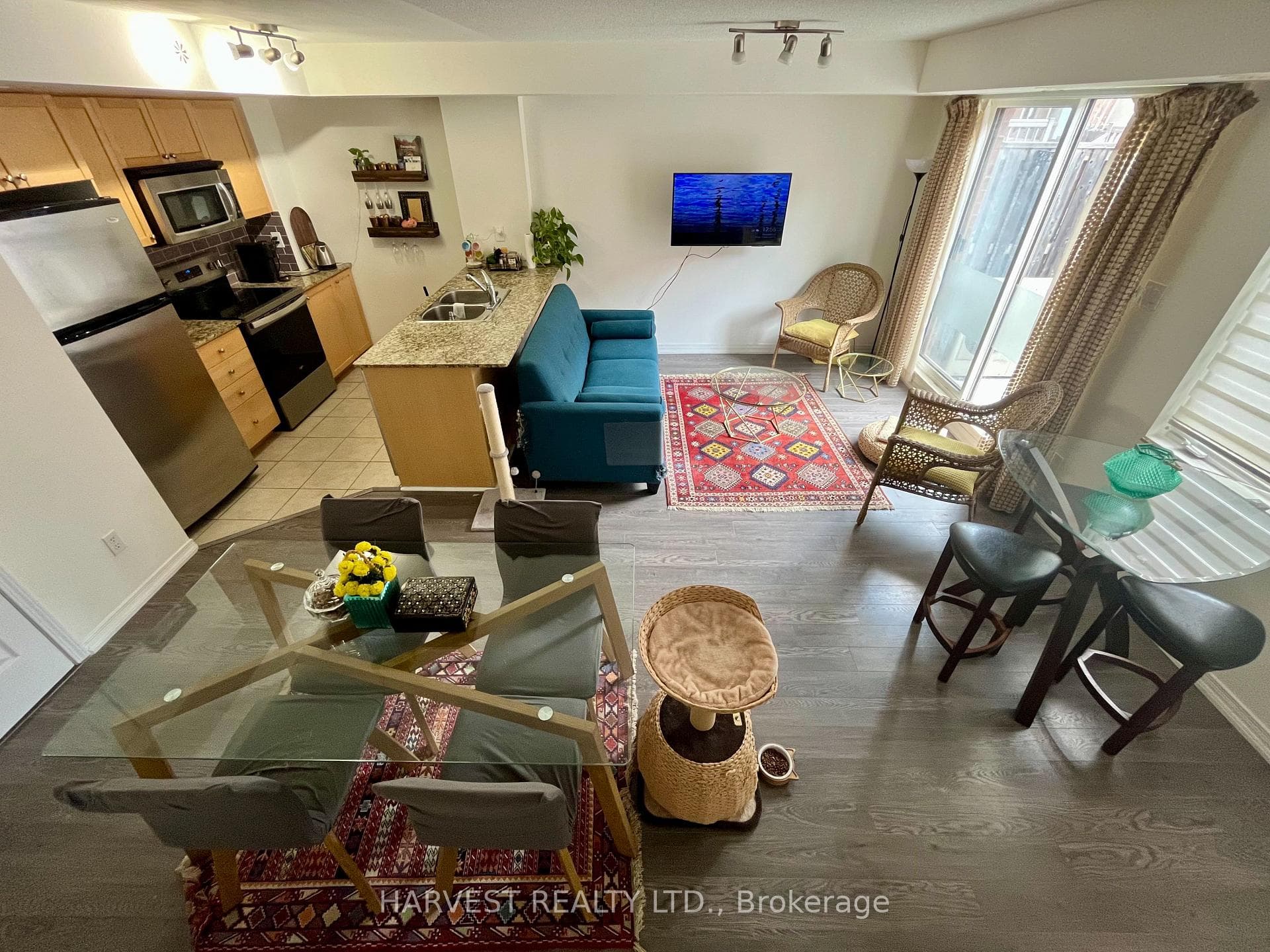 1 Ruttan Street Unit 104 photo 10