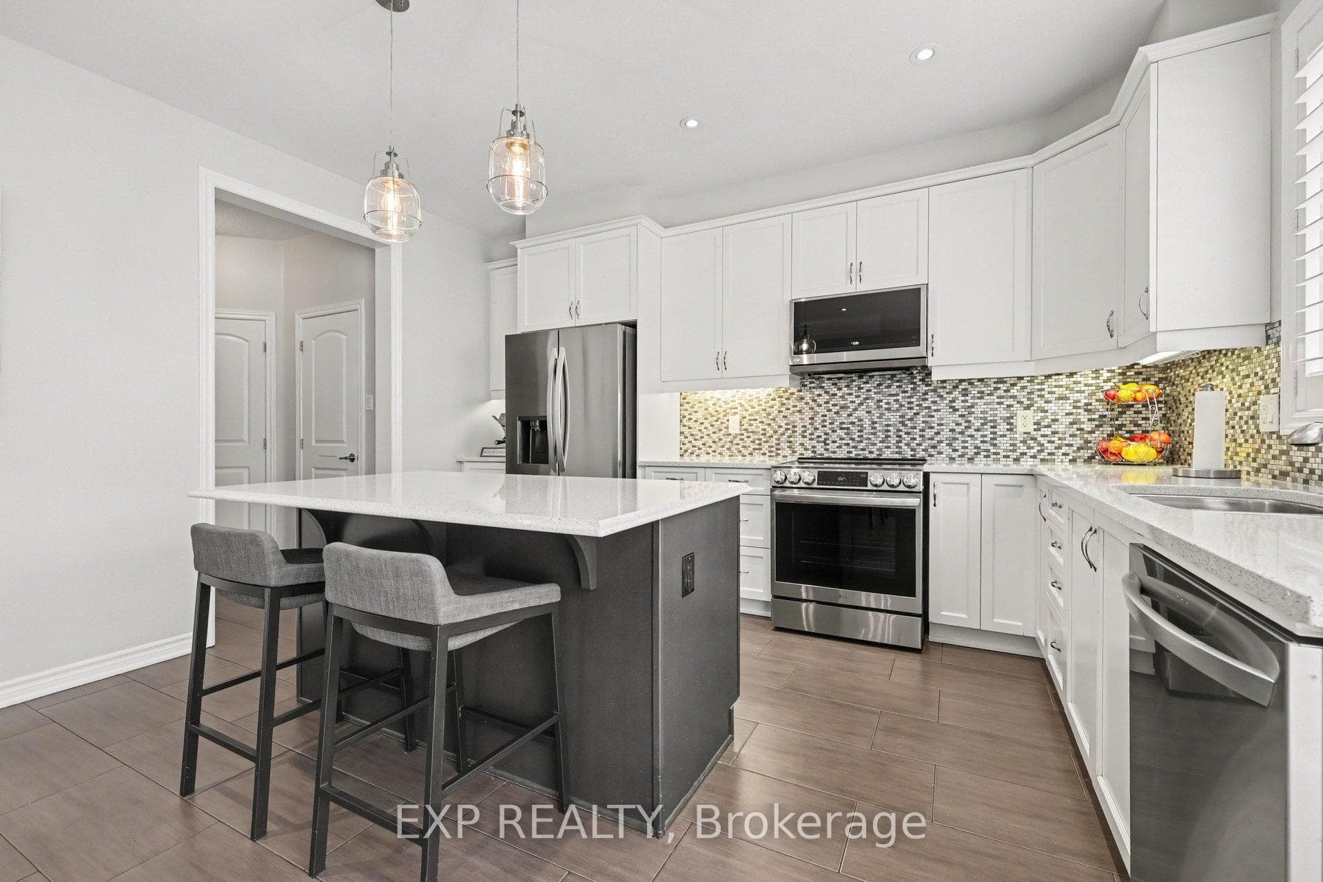 73 Bristling Crescent photo 17