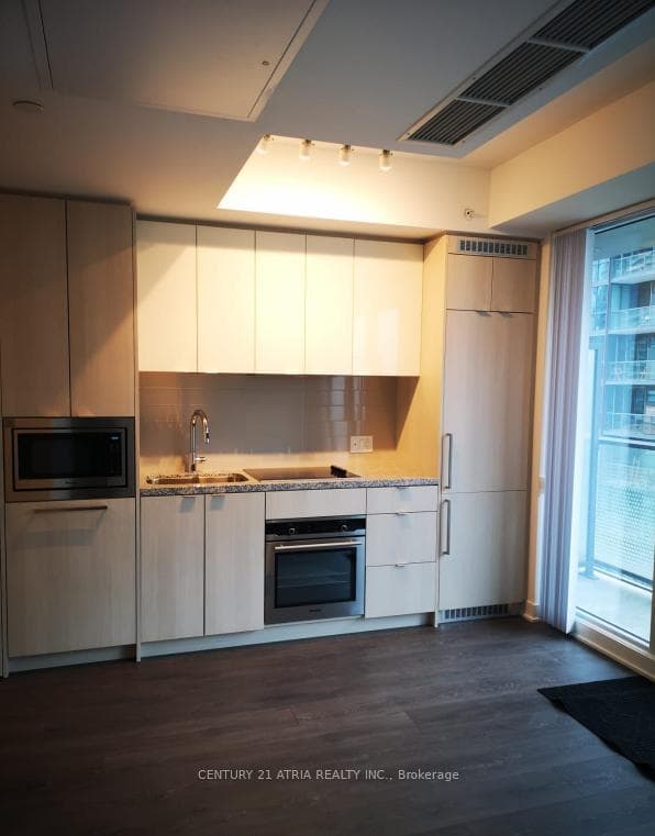 115 Blue Jays Way Unit 2908 photo 2