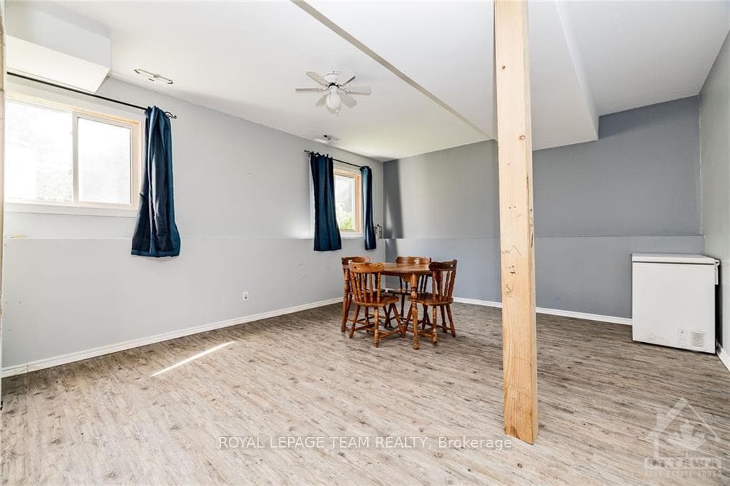 865 ROCK Road photo 21