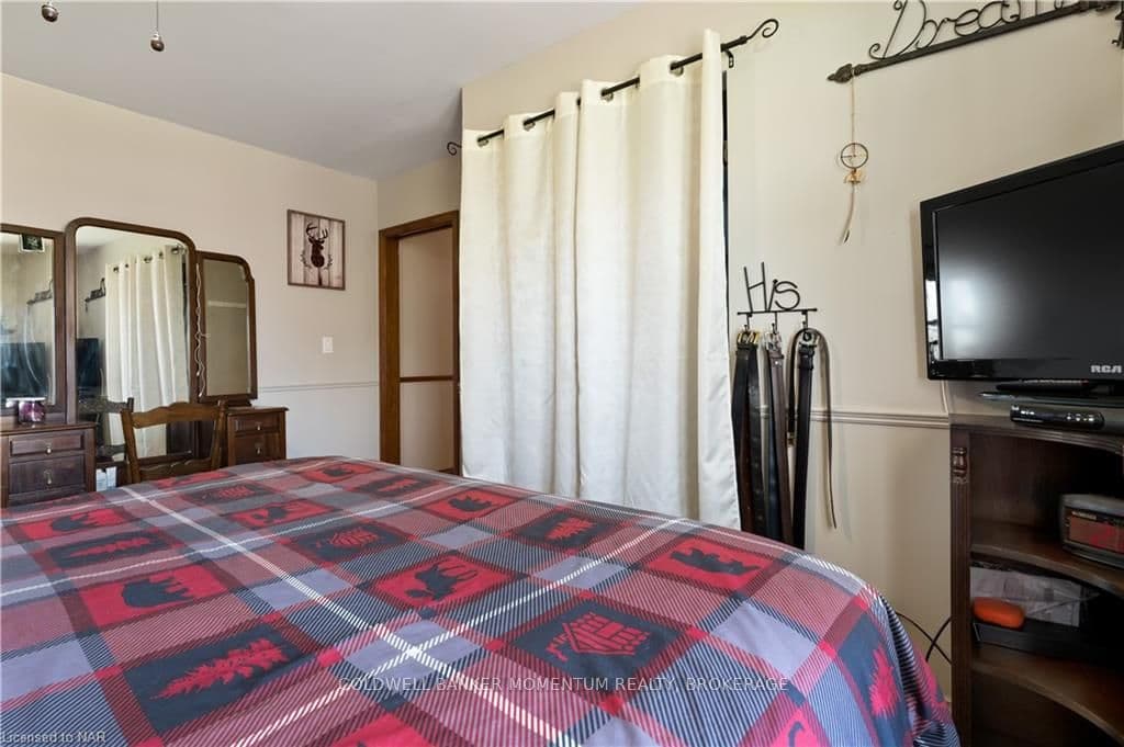 29 WOODELM Drive photo 25