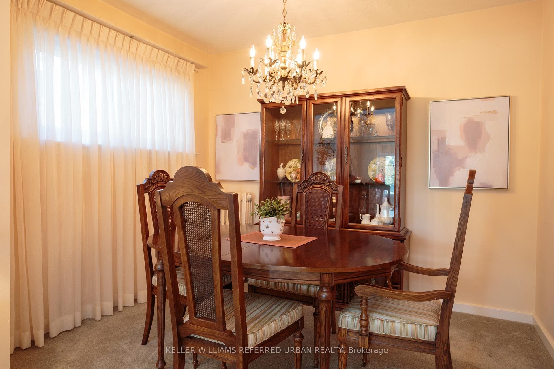 345 Moore Avenue photo 6