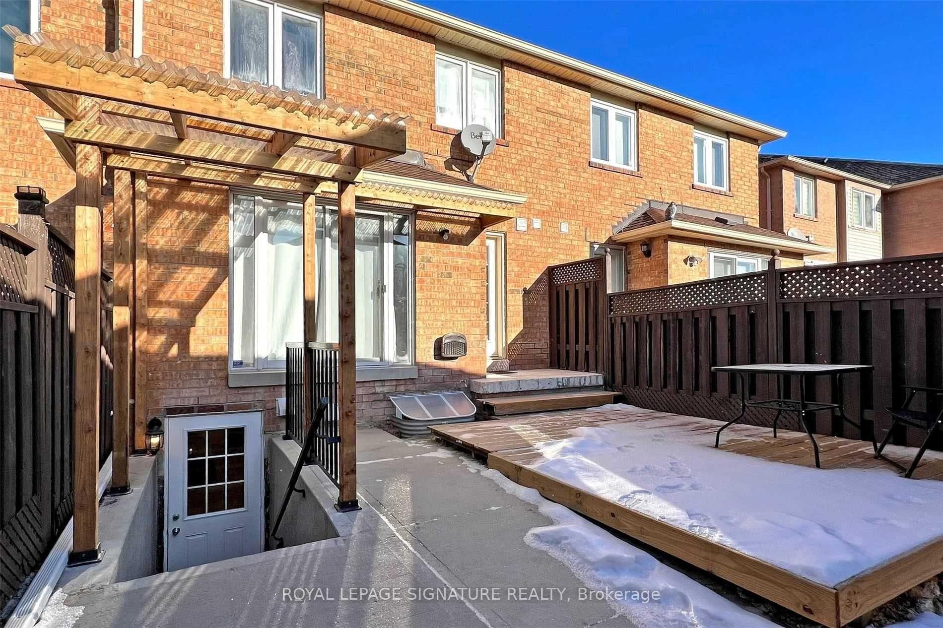 21 America Avenue photo 18