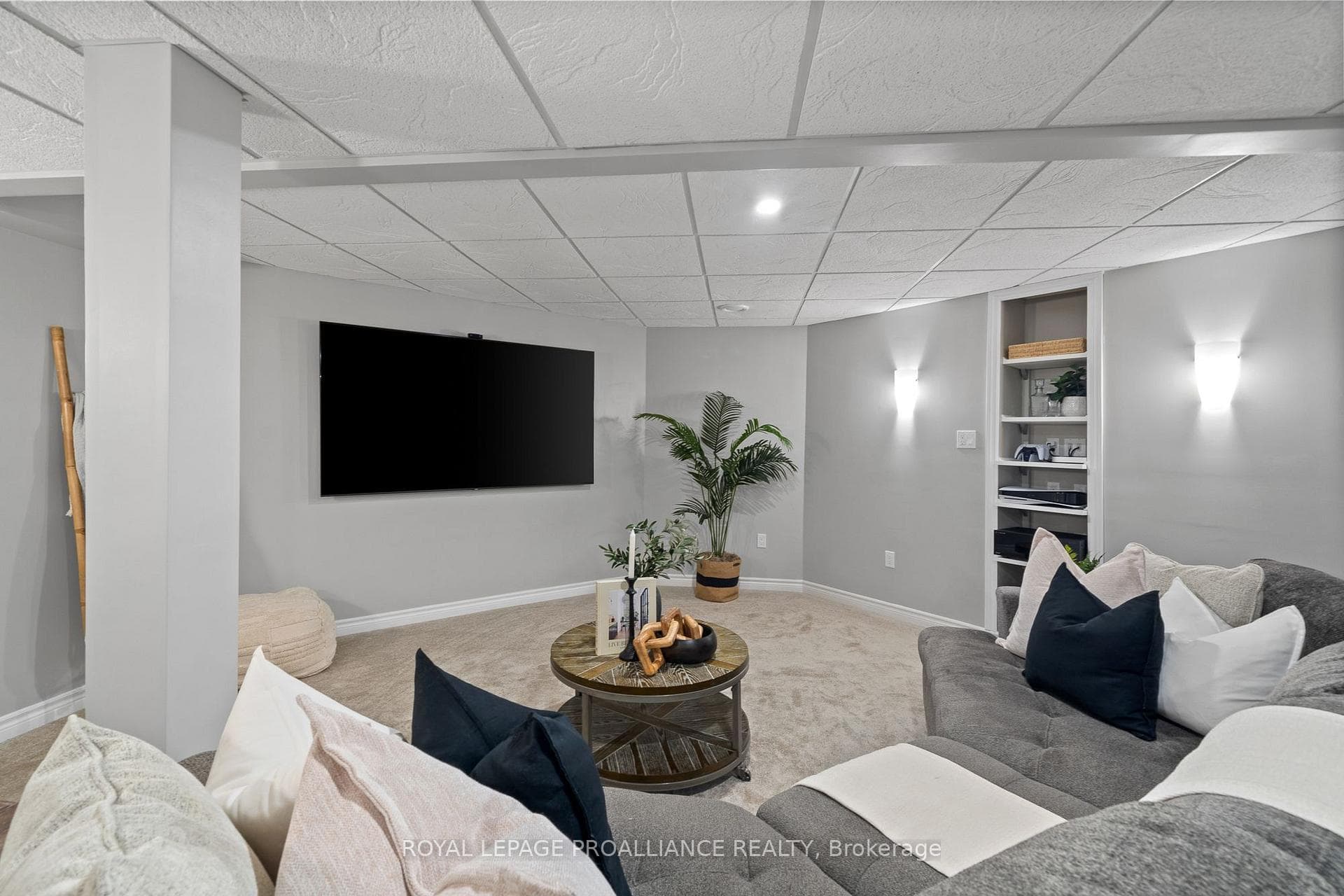 192 Brookhouse Drive photo 34
