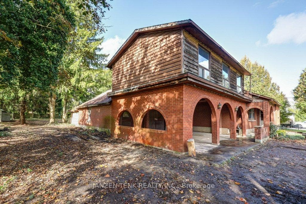 219 Centennial Avenue photo 4