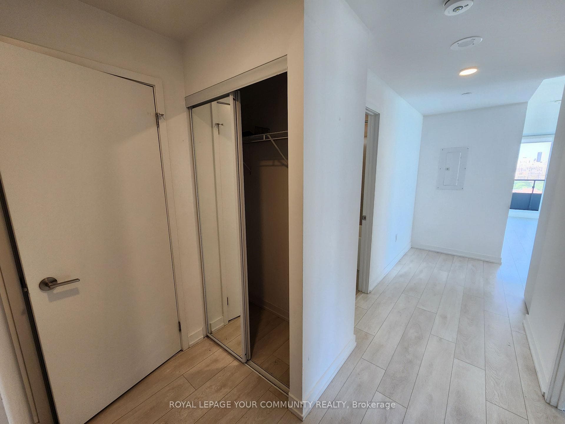 225 Sumach Street Unit 2109 photo 21