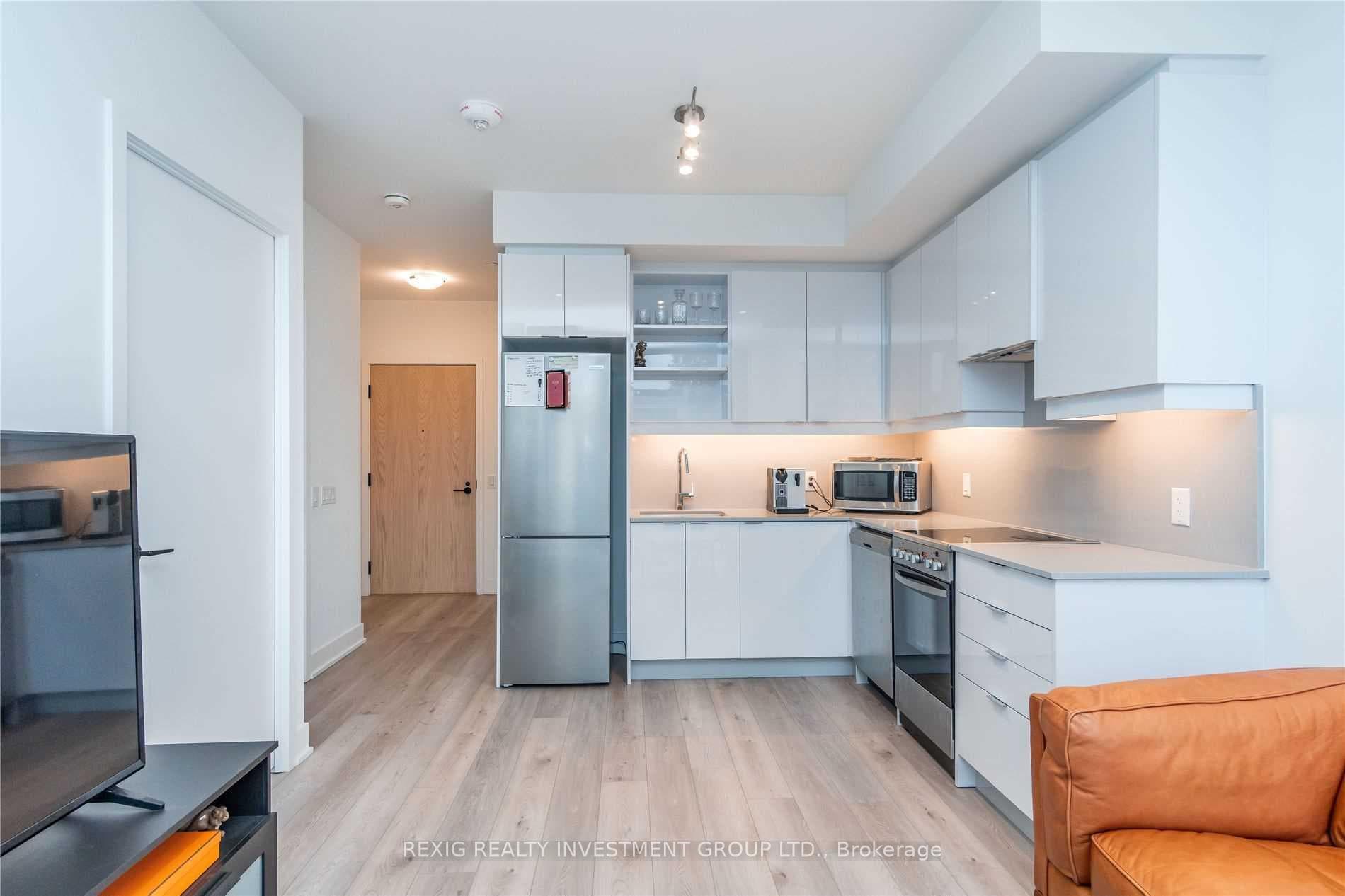 50 George Butchart Drive Unit 112 photo 6