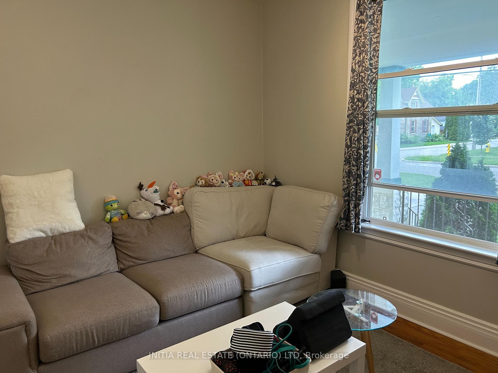 796 William Street photo 6