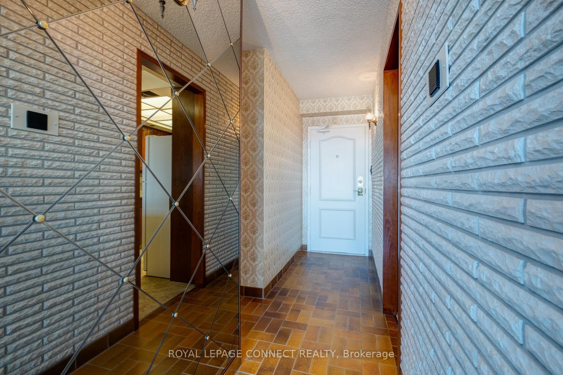 121 Ling Road Unit 1701 photo 23