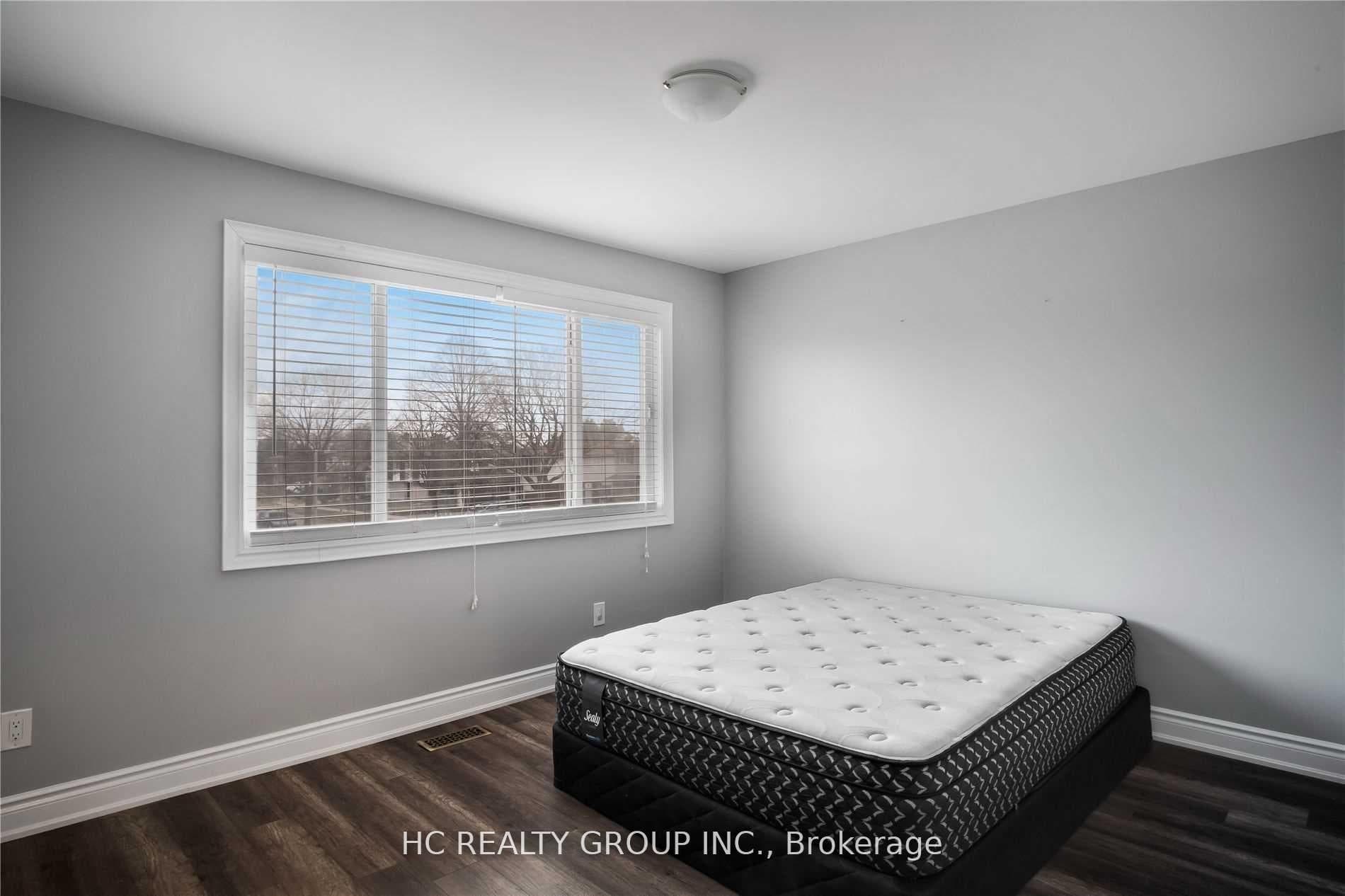 78 Orsett Street photo 14