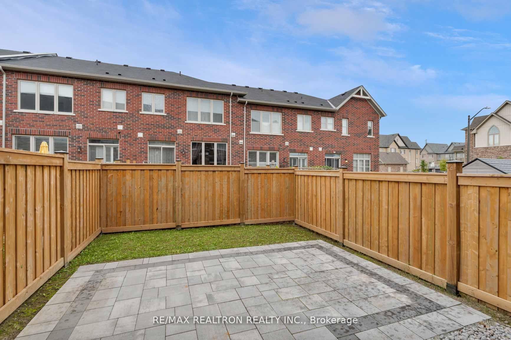 19 Sutcliffe Drive photo 12