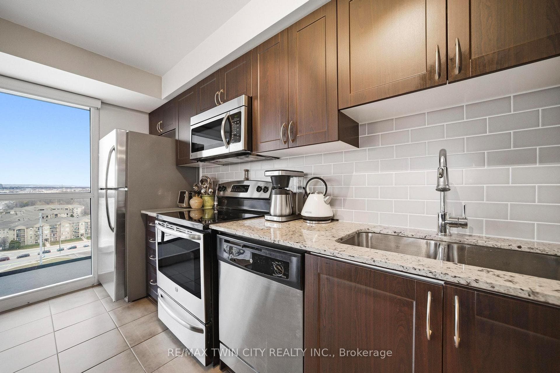 1940 Ironstone Drive Unit 1507 photo 8