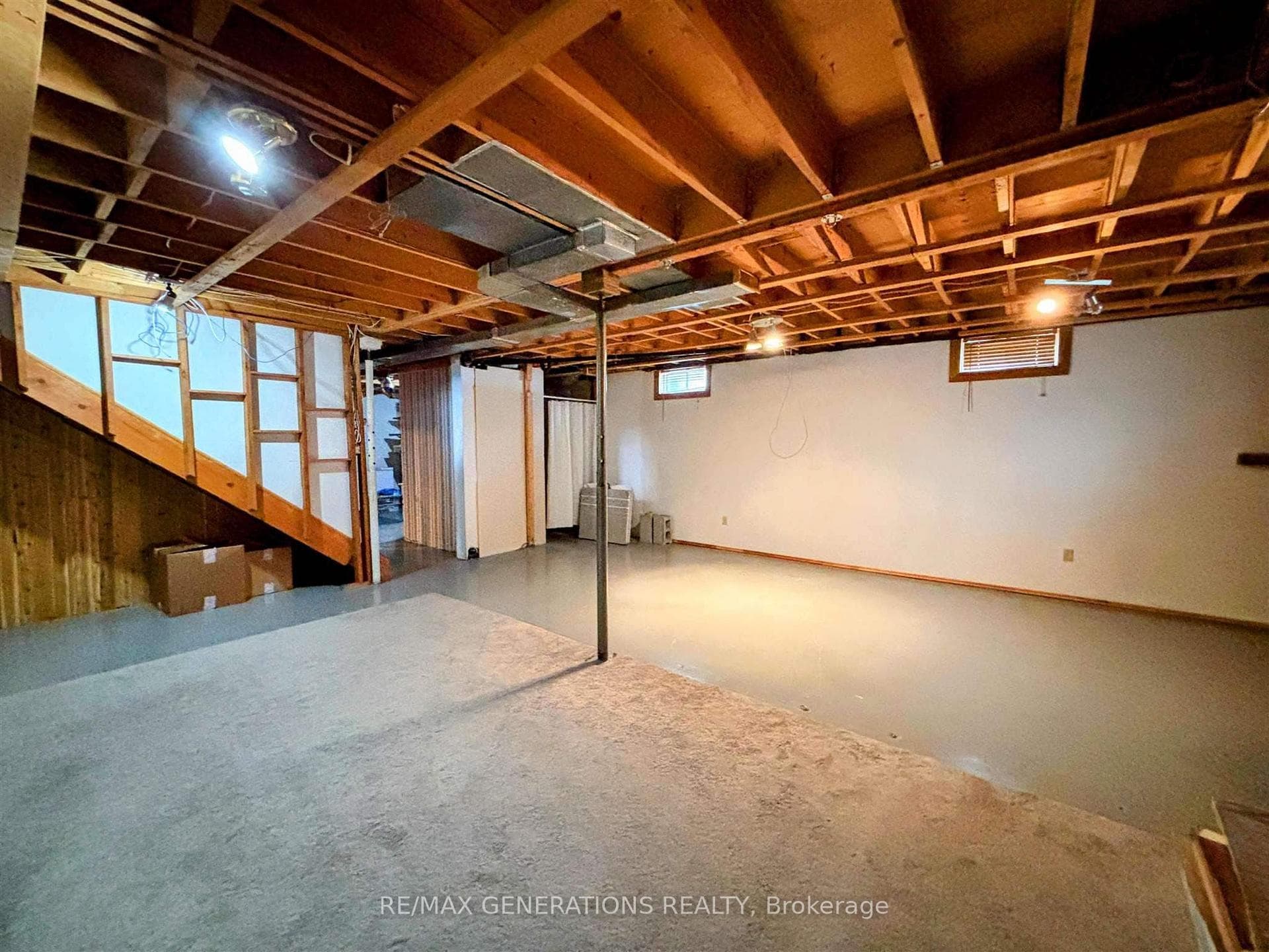 75 Hemlo Drive photo 25