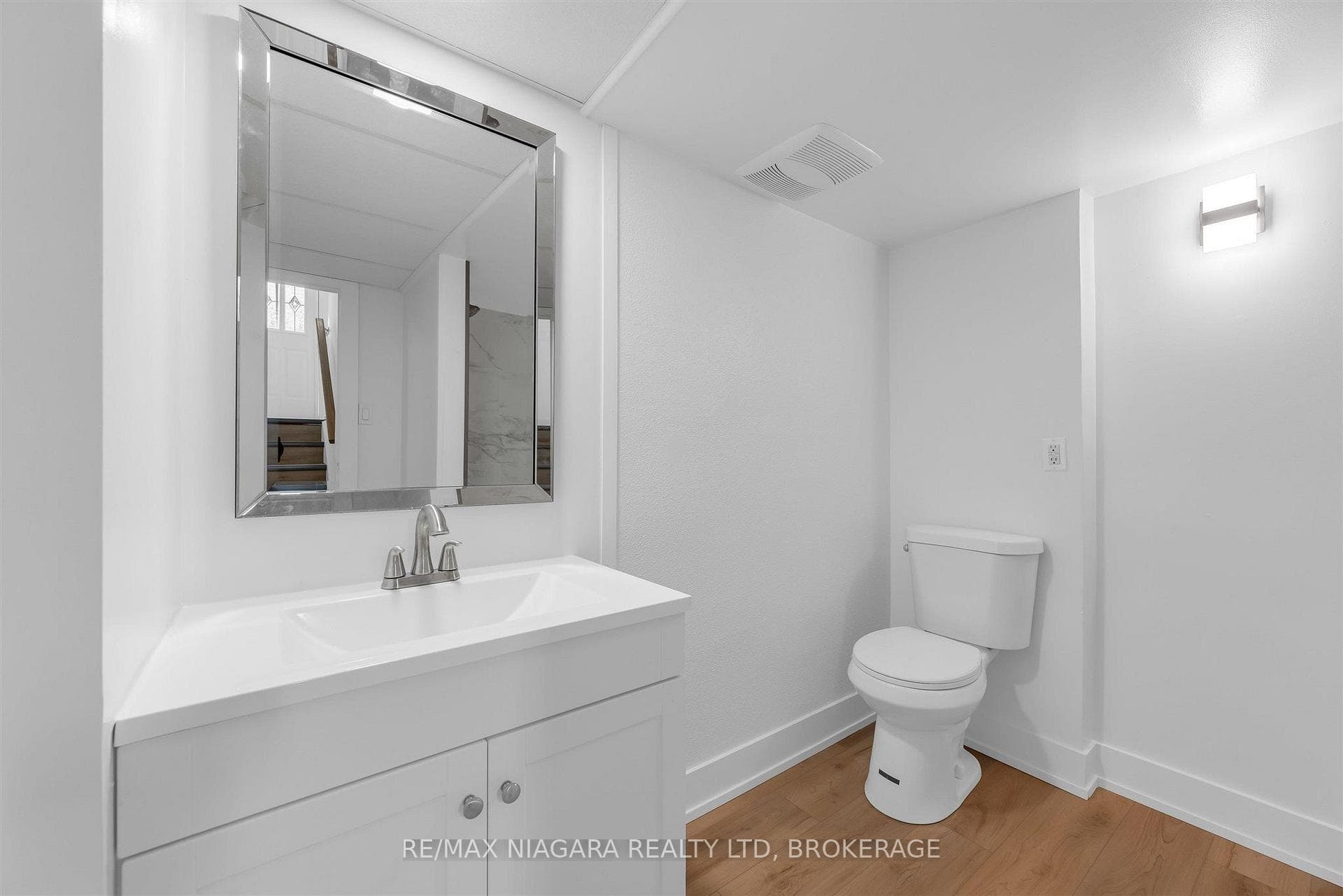 2 BALDWIN Crescent photo 22