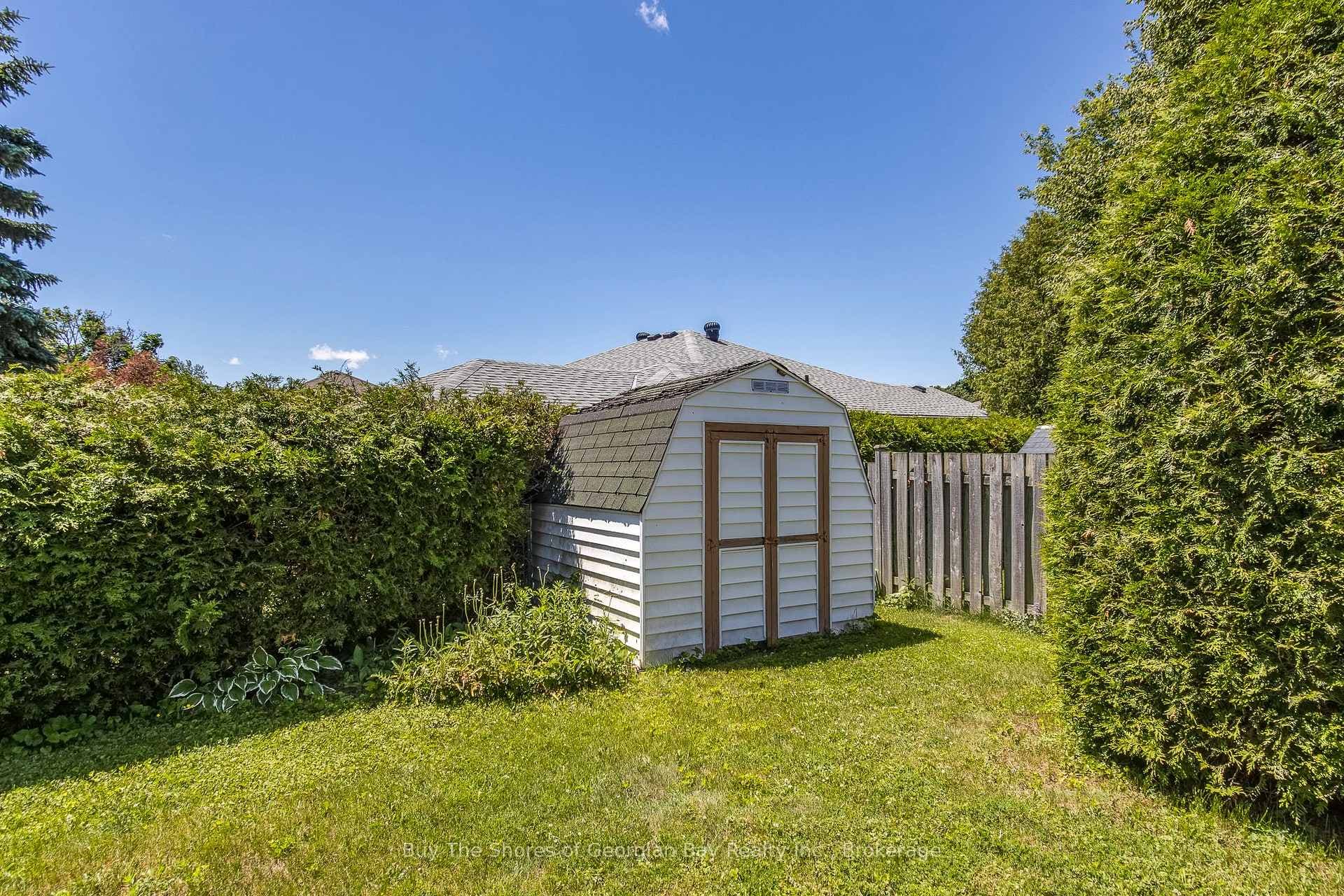 208 Margaret Street photo 29