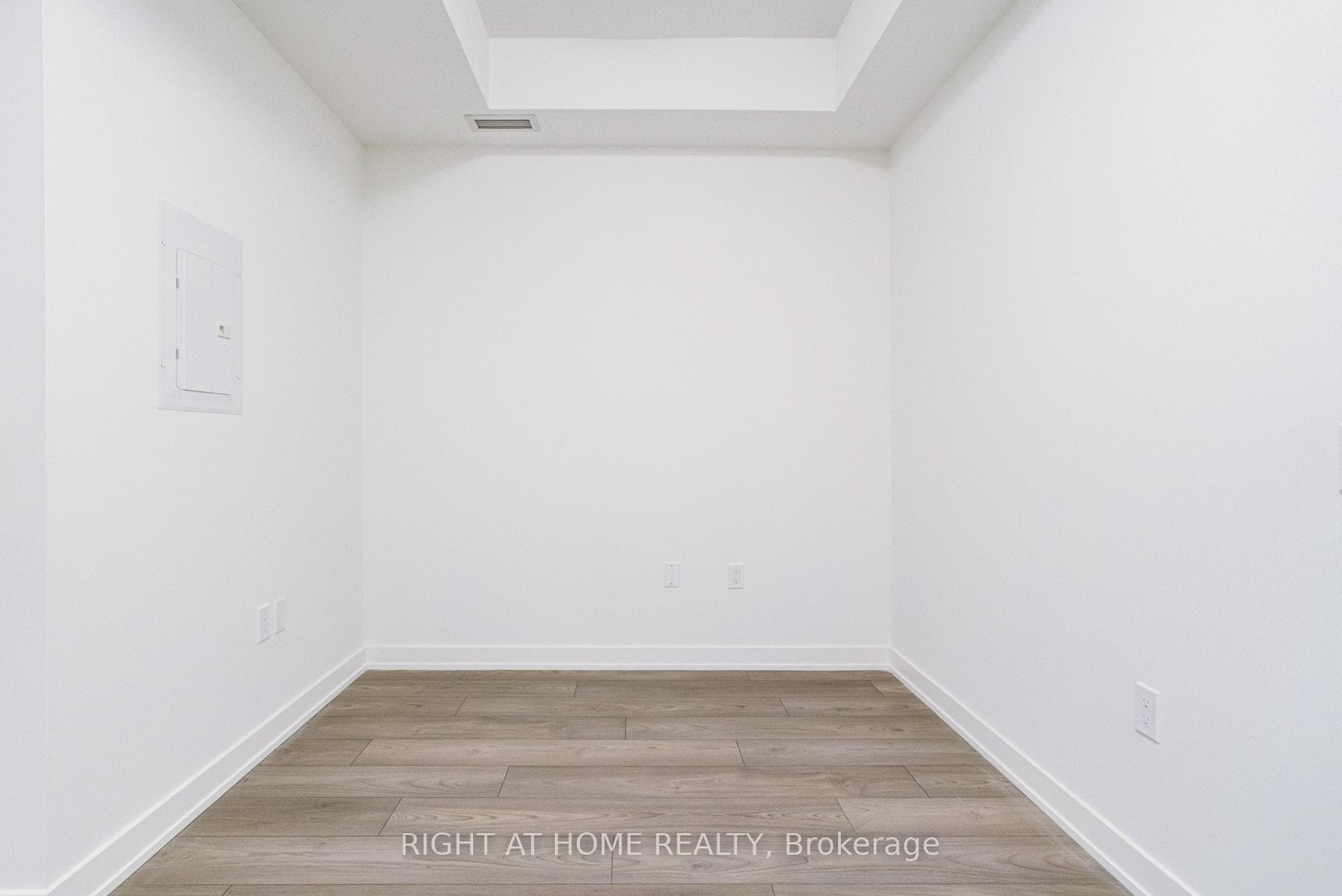 110 Broadway Avenue Unit 2403S photo 5