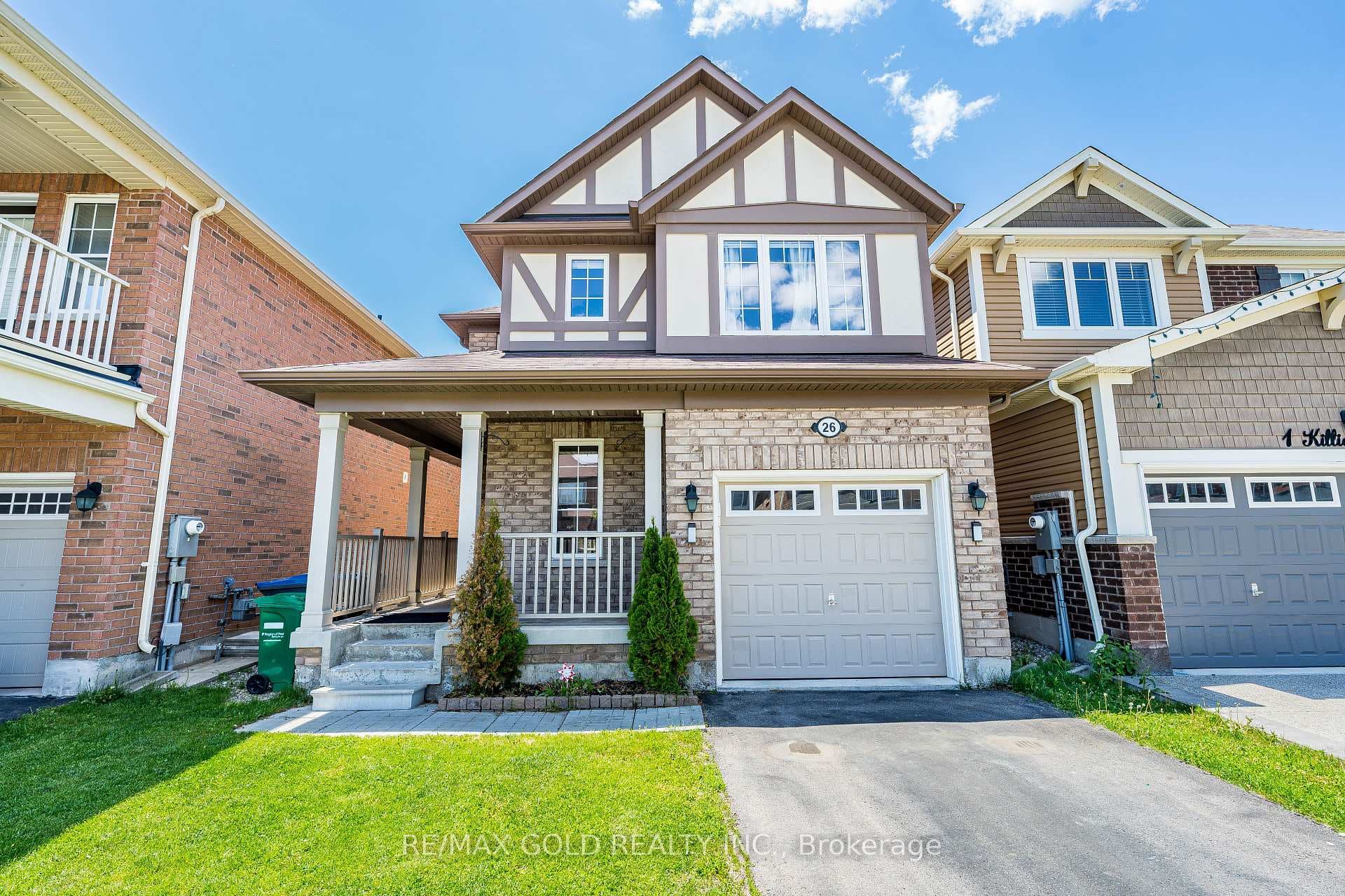 26 Robert Parkinson Drive photo 1