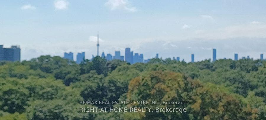 1400 Kingston Road Unit 102 photo 18