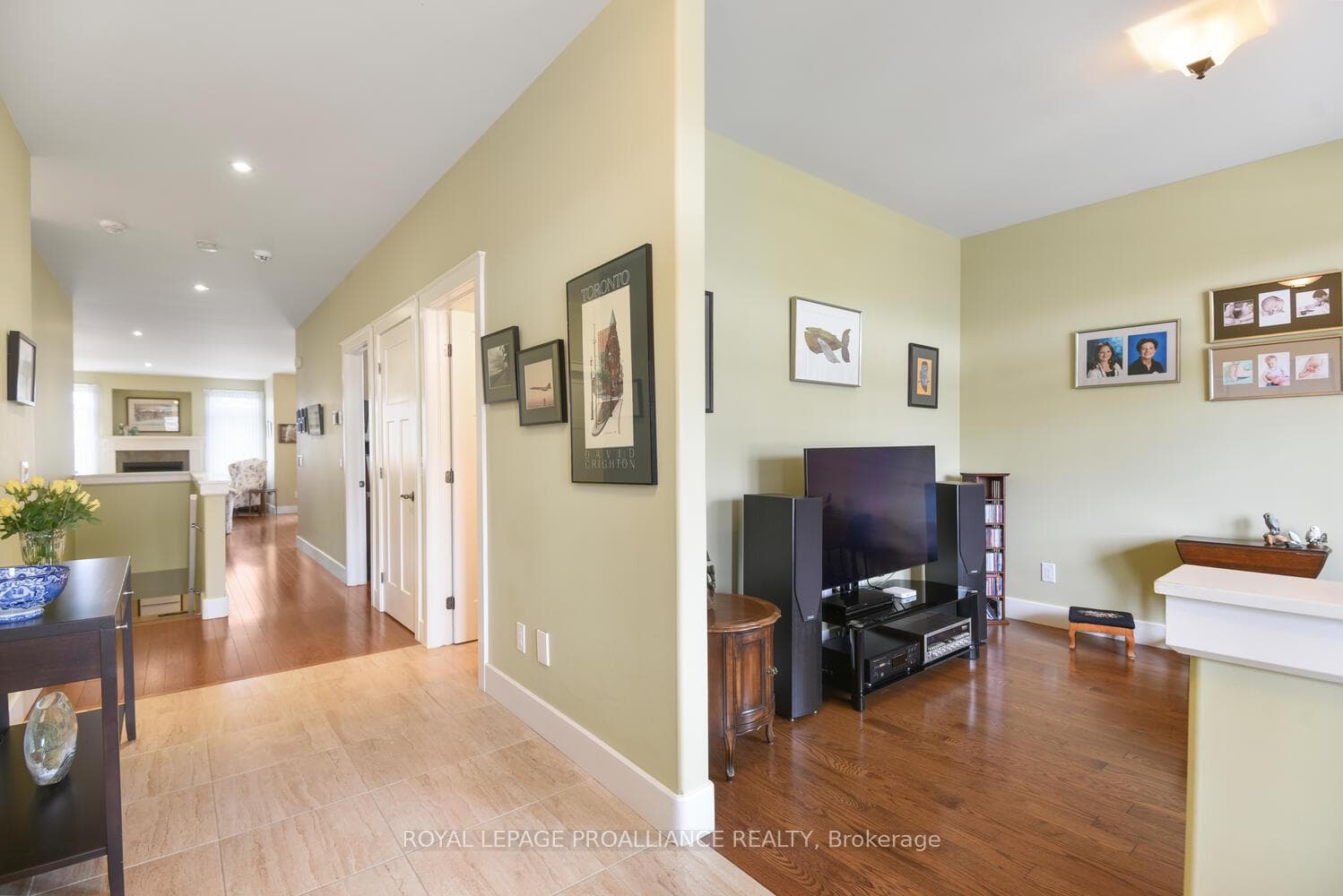 441 Brock Street photo 6