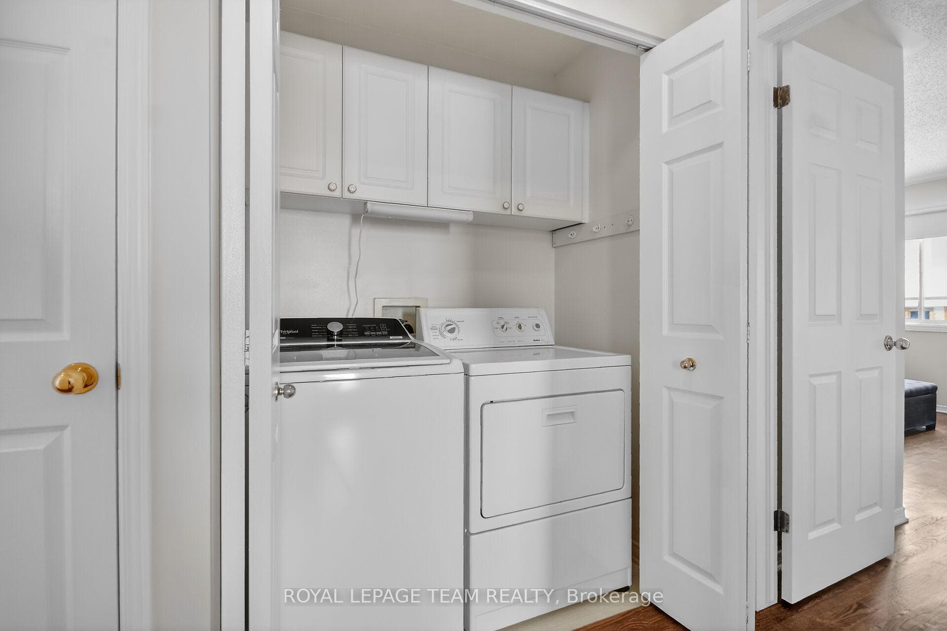 84 Newborough Crescent photo 17