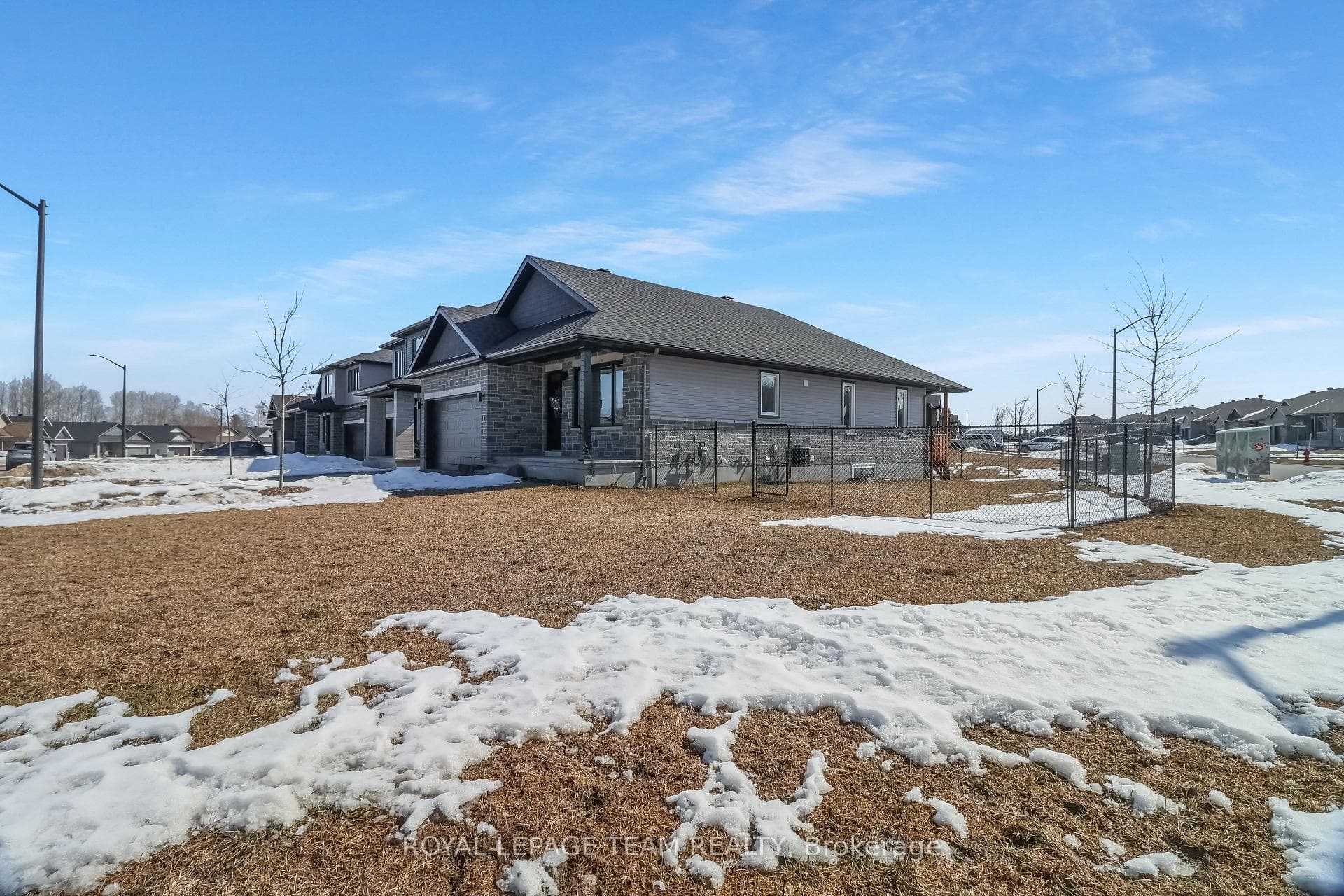 20 Seabert Drive photo 4