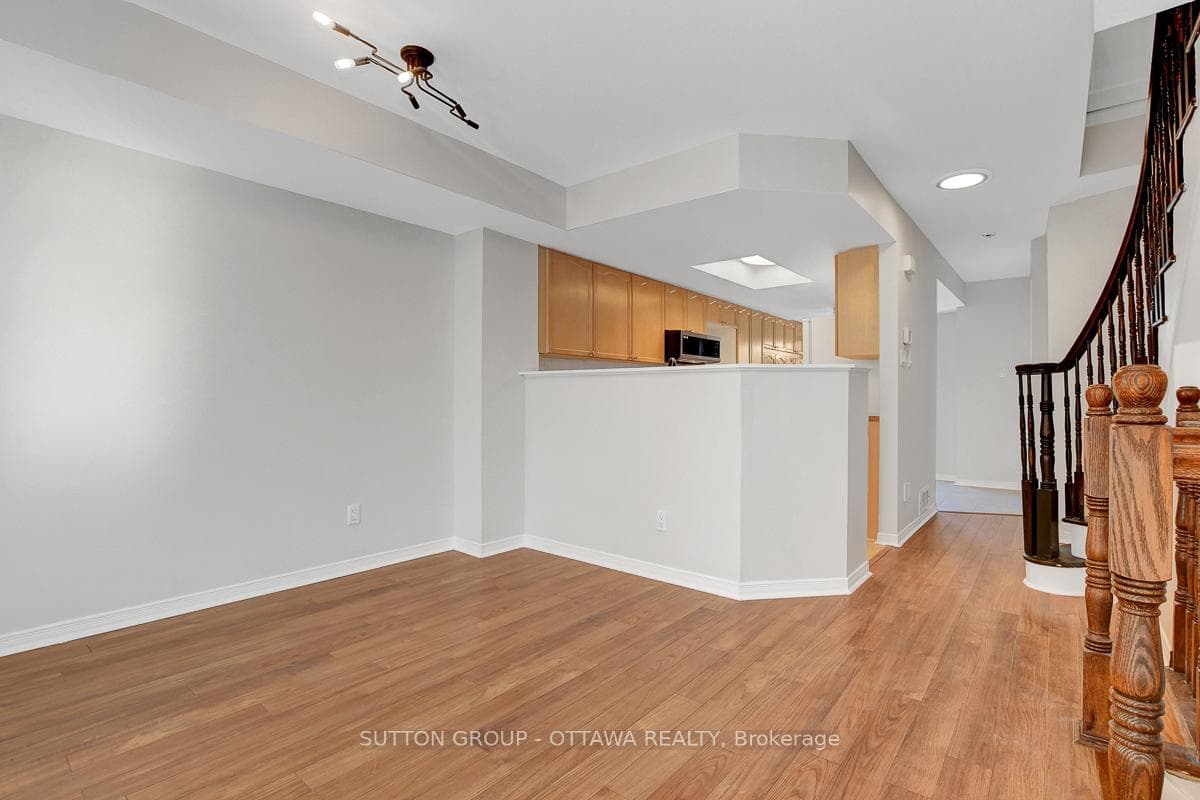 148 Briston N/A photo 9