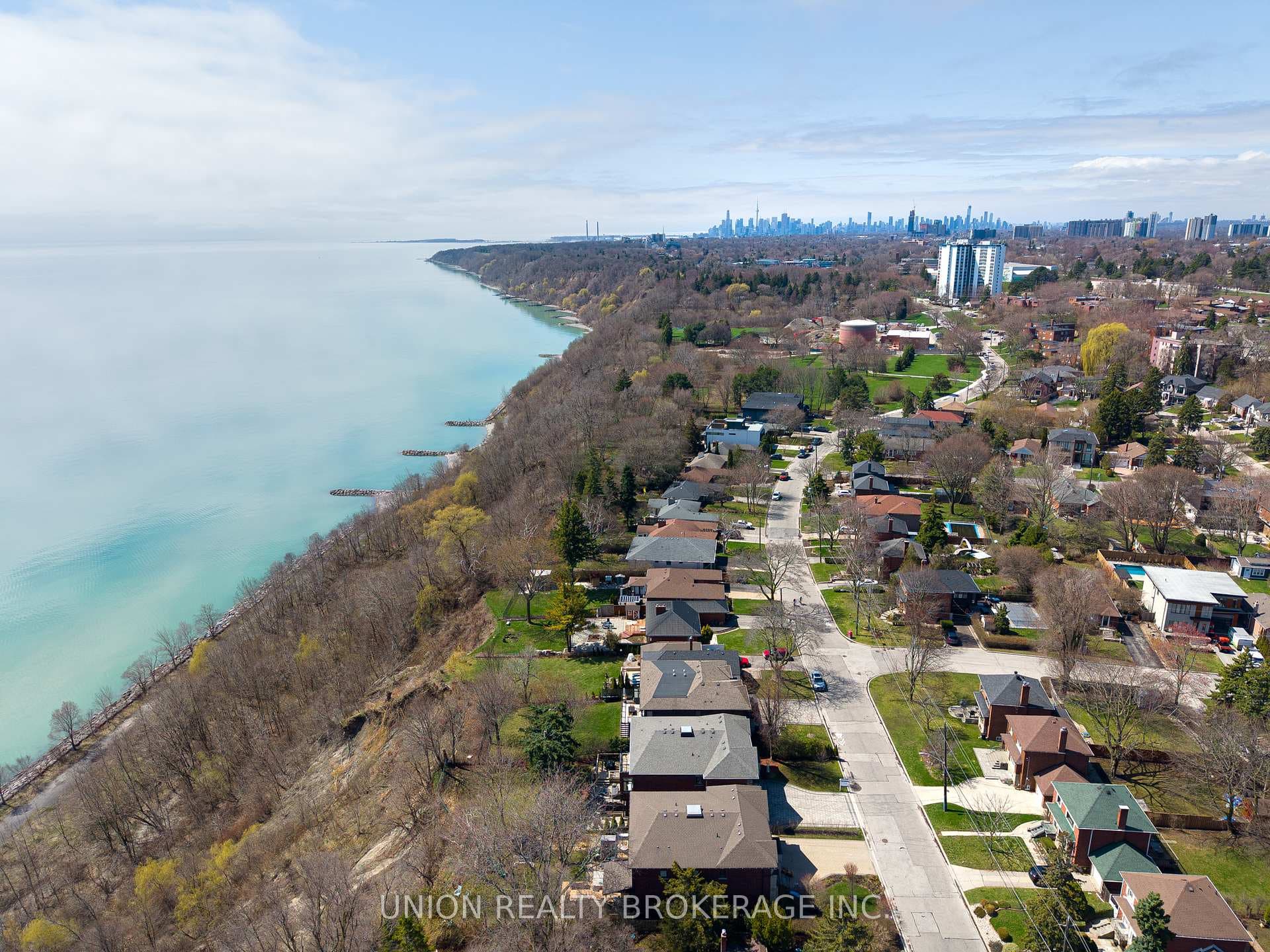 Aerial West Facing