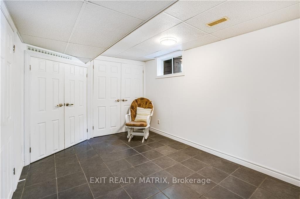 727 CECILE Boulevard photo 19