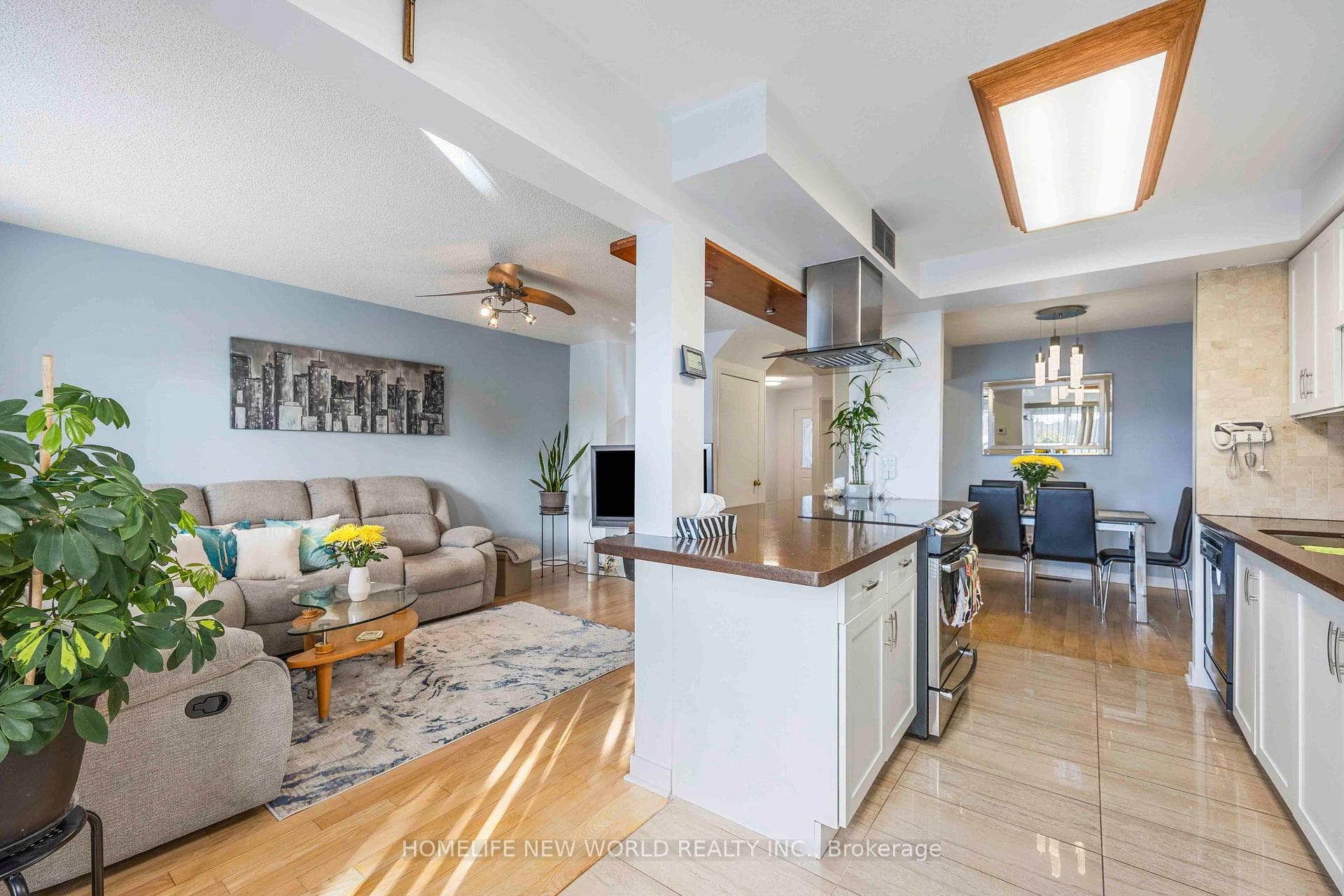48 Mccullock Crescent photo 11